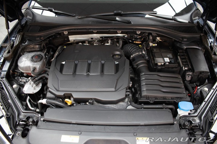 Škoda Superb 2.0 TDI DSG*TAŽNÉ*KAMERA* 2021