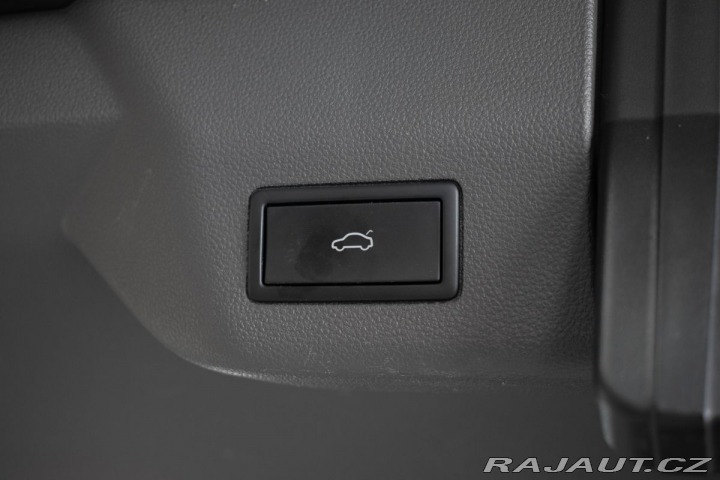 Volkswagen Multivan 2.0 TDI EDITION*TAŽNÉ*DPH 2023