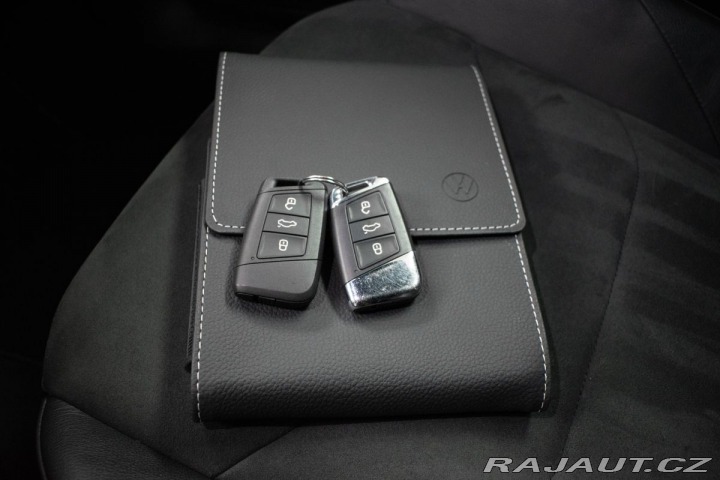 Volkswagen Arteon 2.0 TDI R-LINE REZERVACE 2022