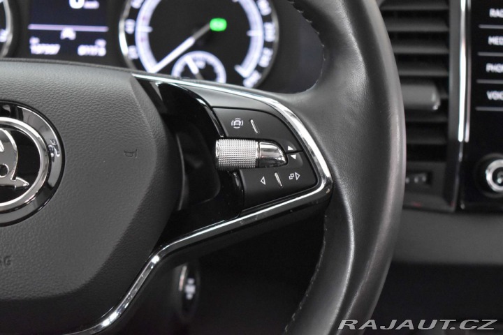 Škoda Karoq 1.5TSi*DSG*KAMERA*NAVI*KL 2021