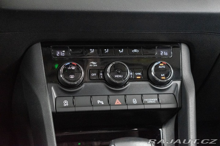 Škoda Karoq 1.5TSI *REZERVACE* 2021