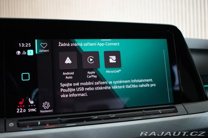 Volkswagen Golf 2.0 TDI REZERVACE 2022