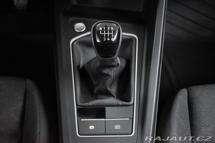 Volkswagen Golf 2.0 TDI REZERVACE 2022