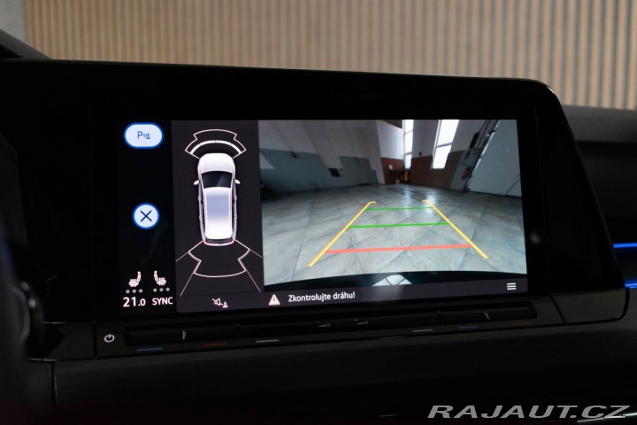 Volkswagen Golf 1.5 TSI STYLE*2xPNEU*DPH* 2023