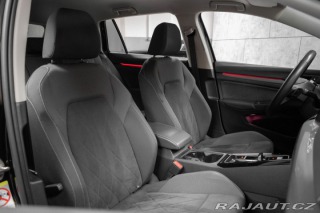 Volkswagen Golf 1.5 TSI STYLE*2xPNEU*DPH* 2023