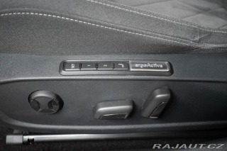 Volkswagen Golf 1.5 TSI STYLE*2xPNEU*DPH* 2023