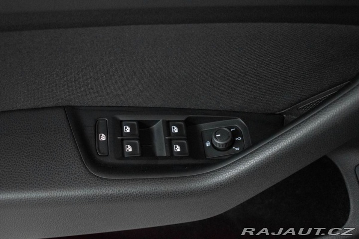 Volkswagen Passat 1.5 TSI BUSINESS*ACC*DPH* 2022