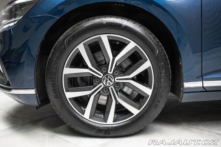 Volkswagen Passat 2.0TSI 140 ELEGANCE*ČR 1. 2022