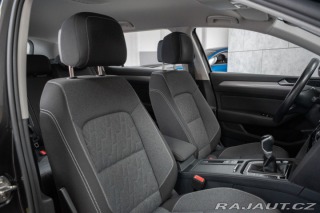 Volkswagen Passat 1.5 TSI BUSINESS*ACC*DPH* 2023