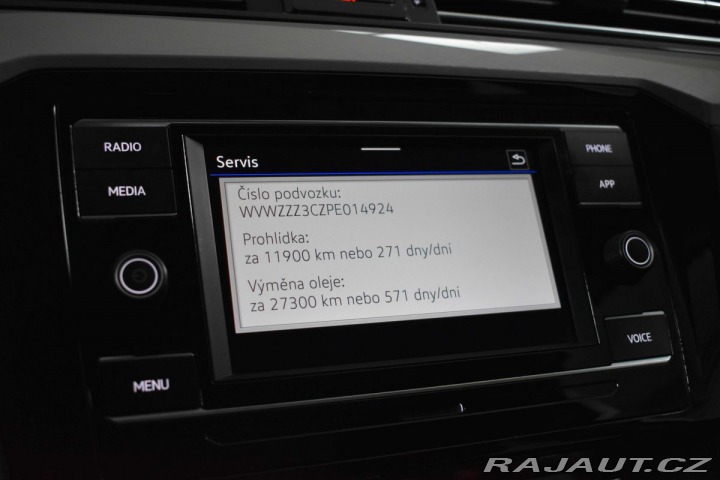 Volkswagen Passat 1.5 TSI BUSINESS*ACC*DPH* 2022