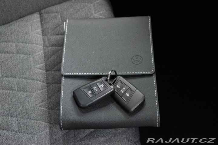 Volkswagen Passat 1.5 TSI BUSINESS*ACC*DPH* 2022