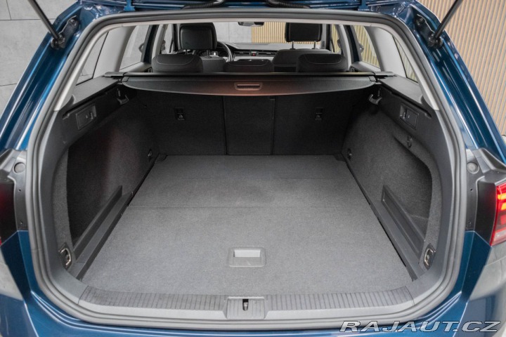 Volkswagen Passat 1.5 TSI BUSINESS*ACC*DPH* 2022