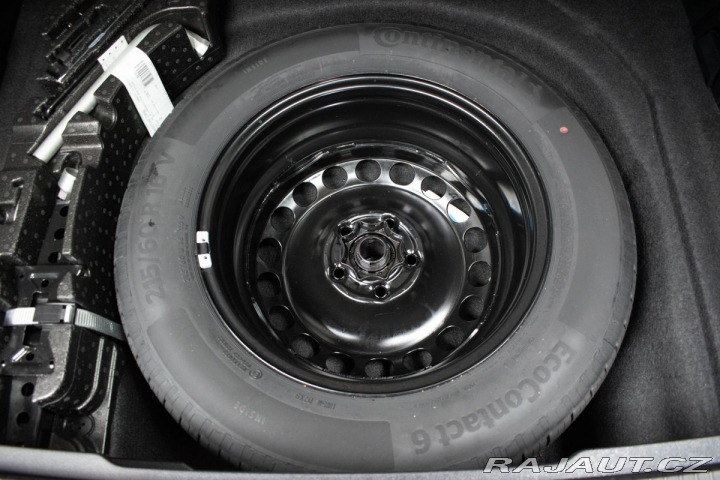 Volkswagen Passat 1.5 TSI BUSINESS*ACC*DPH* 2022