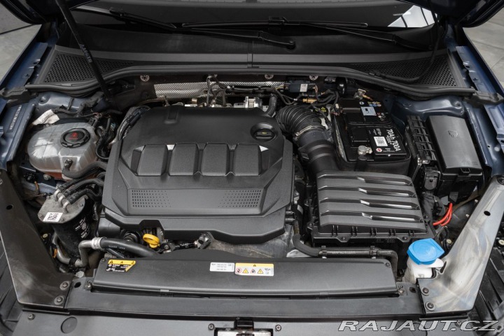 Volkswagen Passat 2.0TDI 147 R-LINE*TAŽNÉ*D 2022