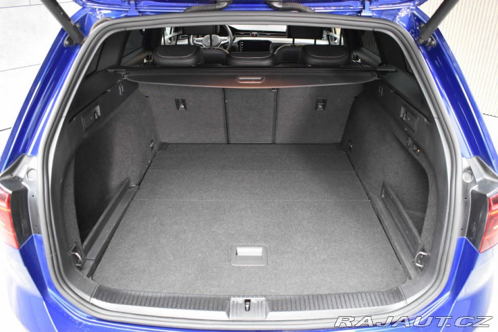 Volkswagen Passat 2.0TDI 147 R-LINE*TAŽNÉ*D 2022