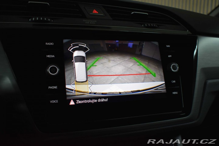 Volkswagen Touran 1.5 TSI REZERVACE 2023