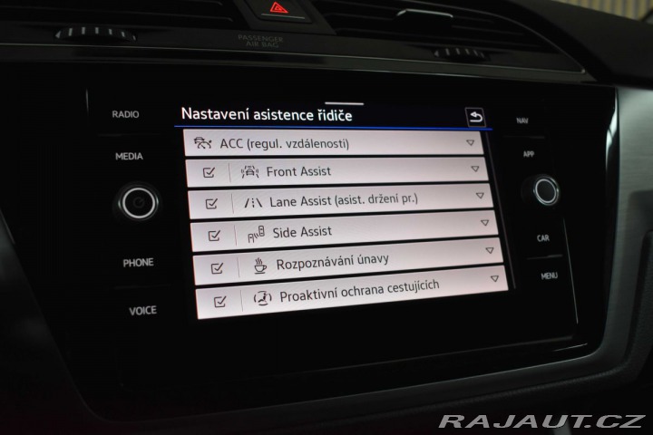 Volkswagen Touran 1.5 TSI 7.MÍST*TAŽNÉ*DPH* 2023