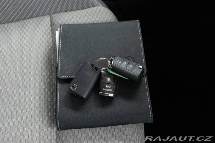 Volkswagen Touran 1.5 TSI 7.MÍST*TAŽNÉ*DPH* 2023