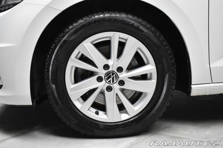 Volkswagen Touran 1.5 TSI REZERVACE 2023