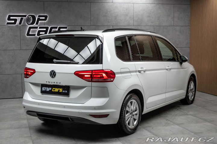Volkswagen Touran 1.5 TSI REZERVACE 2023