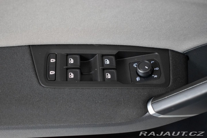 Volkswagen Touran 1.5 TSI DSG*WEBASTO*7.MÍS 2023