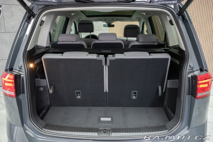 Volkswagen Touran 1.5 TSI DSG*WEBASTO*7.MÍS 2023