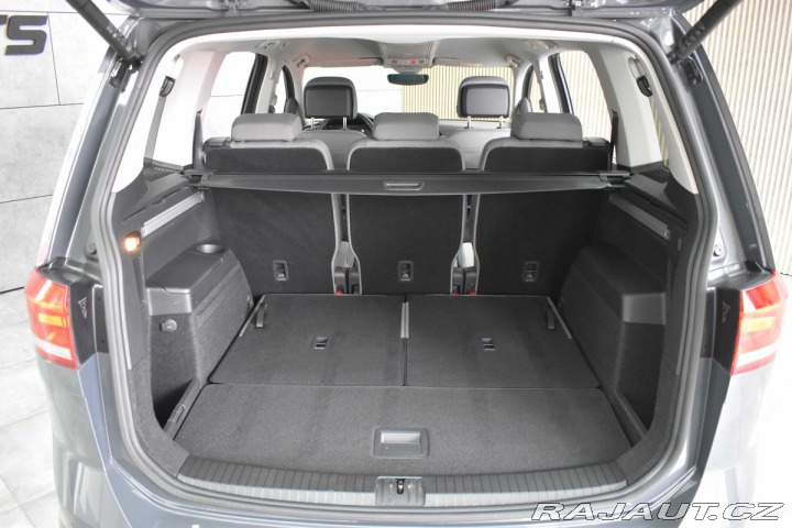 Volkswagen Touran 2.0 TDI WEBASTO*7.MÍST*ČR 2023