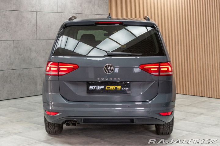 Volkswagen Touran 2.0 TDI WEBASTO*7.MÍST*ČR 2023