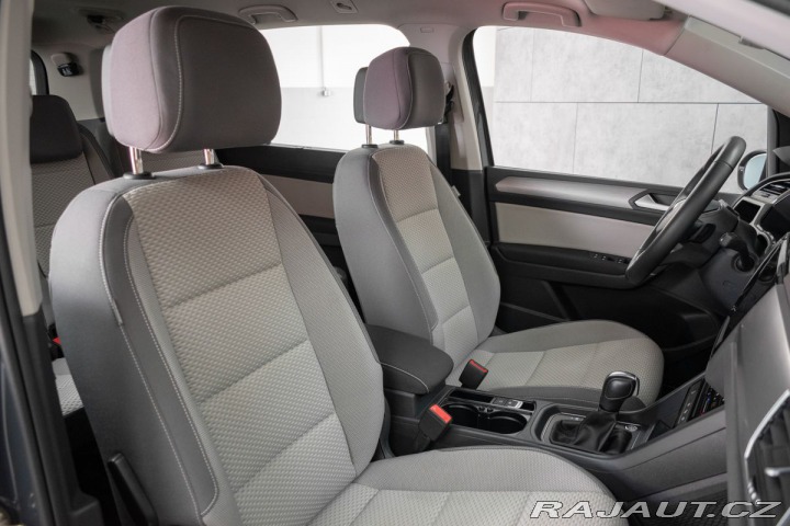 Volkswagen Touran 2.0 TDI WEBASTO*7.MÍST*ČR 2023