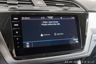 Volkswagen Touran 2.0 TDI WEBASTO*7.MÍST*ČR 2023