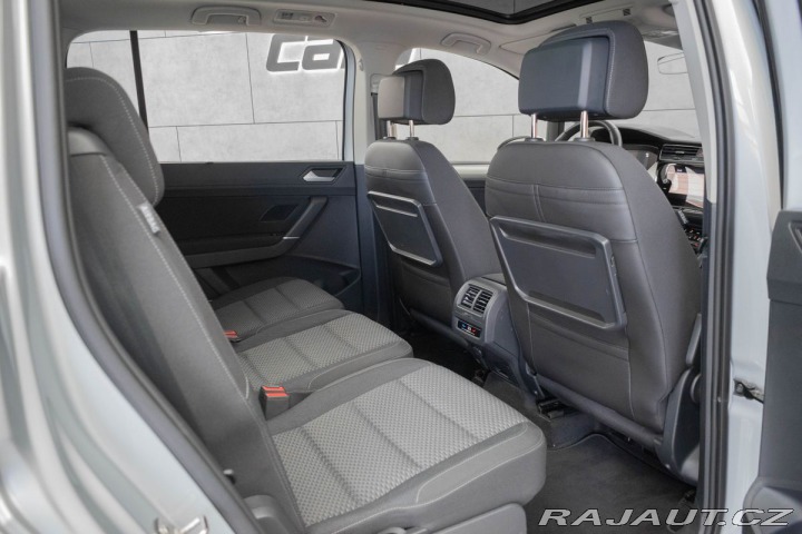 Volkswagen Touran 1.5 TSI REZERVACE 2023