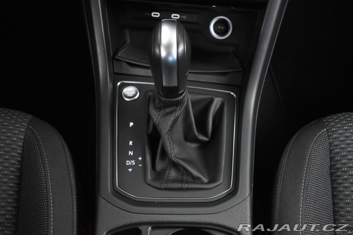 Volkswagen Touran 1.5 TSI REZERVACE 2023