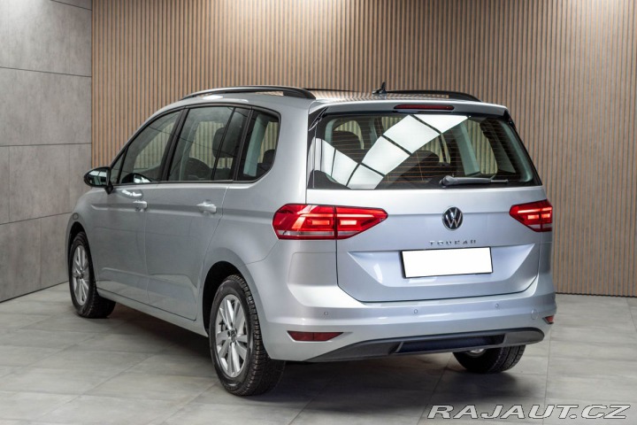 Volkswagen Touran 1.5 TSI REZERVACE 2023