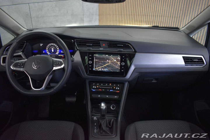 Volkswagen Touran 1.5 TSI REZERVACE 2023