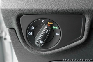 Volkswagen Touran 1.5 TSI DSG*7.MÍST*ACC*ČR 2023