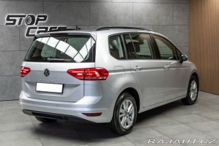 Volkswagen Touran 1.5 TSI DSG*7.MÍST*ACC*ČR 2023