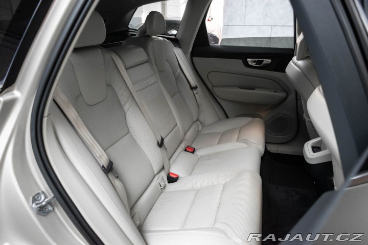 Volvo XC60 D5 AWD INSCRIPTION DPH*ČR 2019