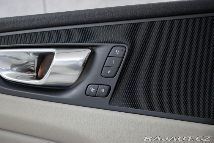 Volvo XC60 D5 AWD INSCRIPTION DPH*ČR 2019