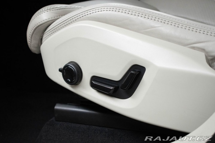 Volvo XC60 D5 AWD INSCRIPTION DPH*ČR 2019