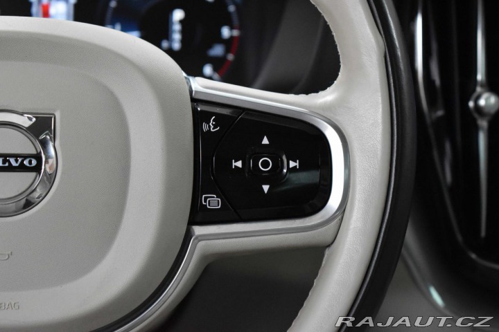 Volvo XC60 D5 AWD INSCRIPTION DPH*ČR 2019