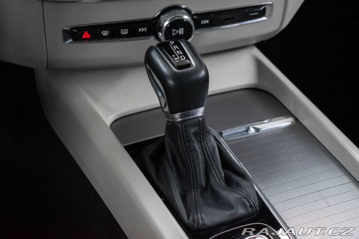 Volvo XC60 D5 AWD INSCRIPTION DPH*ČR 2019