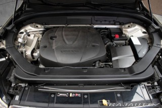 Volvo XC60 D5 AWD INSCRIPTION DPH*ČR 2019
