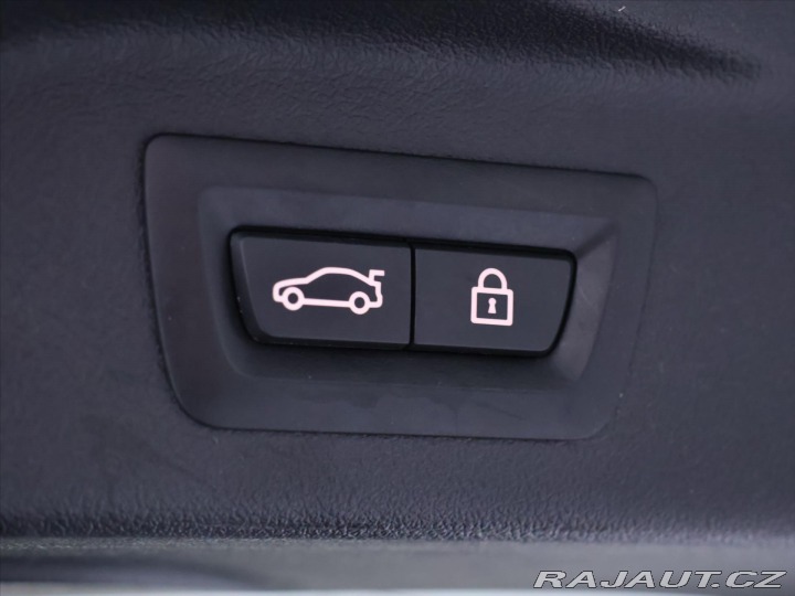 BMW Ostatní modely 3,0 40d xDrive 250kW Swar 2021