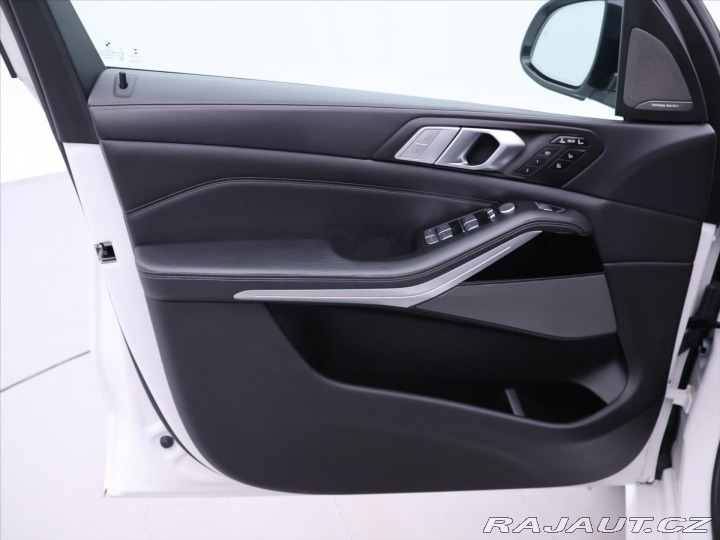 BMW Ostatní modely 3,0 40d xDrive 250kW Swar 2021