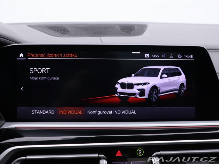 BMW X7 3,0 40d xDrive 250kW Swar 2021