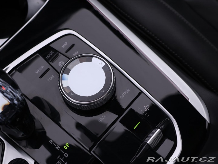 BMW X7 3,0 40d xDrive 250kW Swar 2021