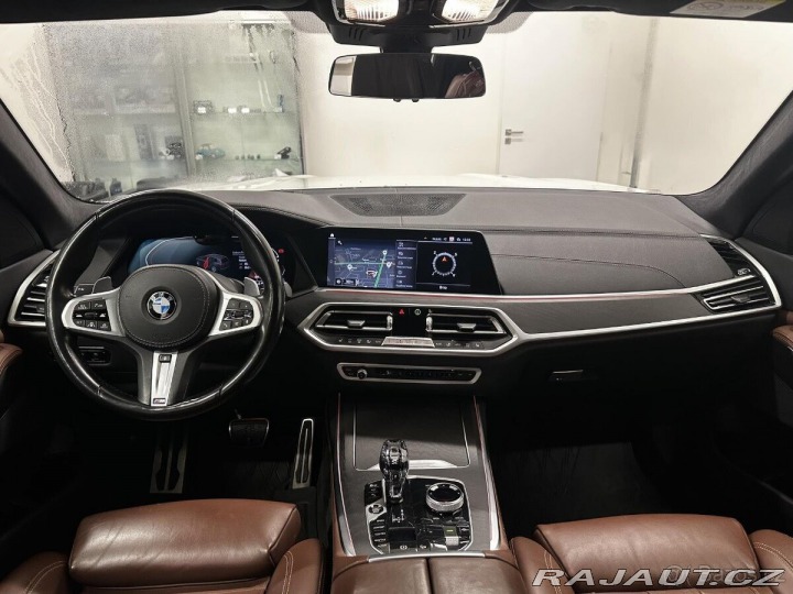 BMW X7 Mpaket - nebourané - záru 2021