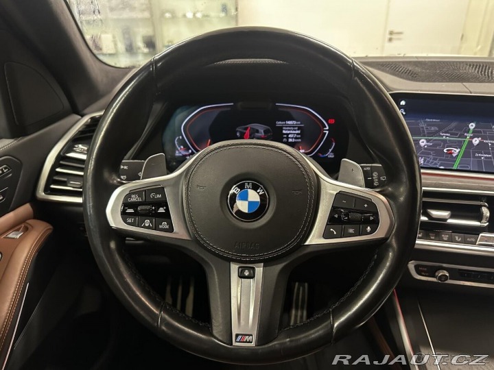 BMW X7 Mpaket - nebourané - záru 2021