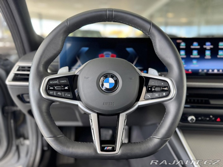 BMW 3 330i xDrive*M-SPORT*REZER 2025