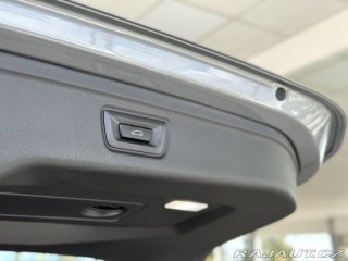 BMW 3 330i xDrive*M-SPORT*Kamer 2025